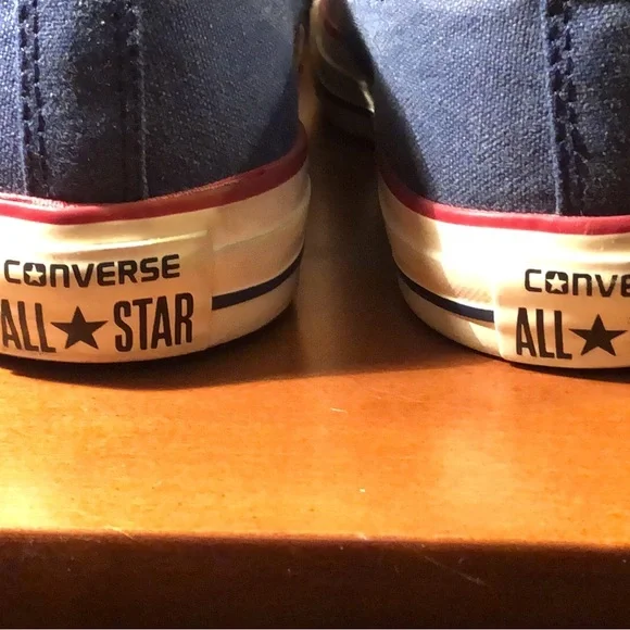 SOLD -CONVERSE CHUCK TAYLORS ALL STARS (MS-13) - Picture 3 of 8